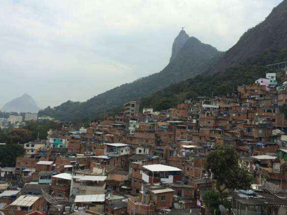 Favela Santa Marta RJ o0h5pw 1280x853