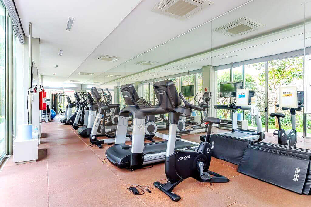 Apartamento Garden à venda no bairro de Moema-1 - 568m², 4 suítes